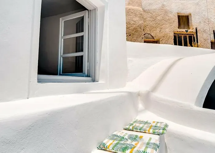 펜션 Sunrise And Sea View Cave 산토리니