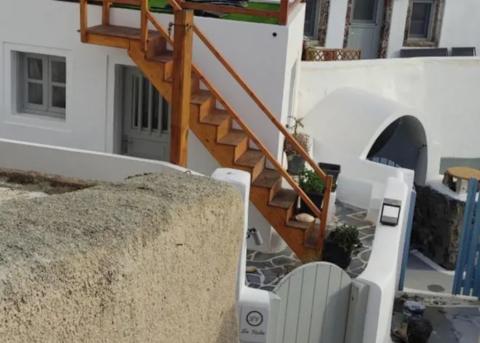 Sunrise And Sea View Cave * 费拉