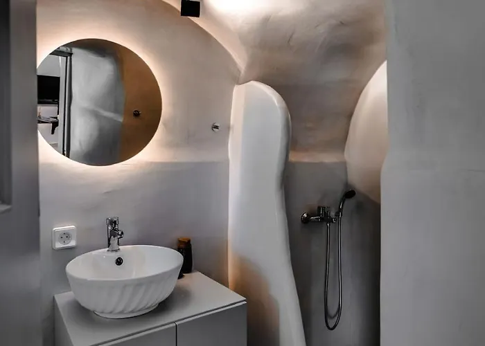 Sunrise And Sea View Cave 度假居 *