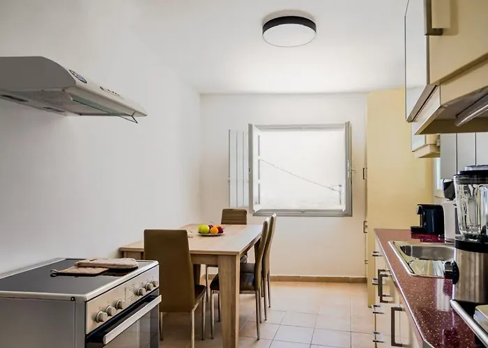 度假居 Sunrise And Sea View Cave *